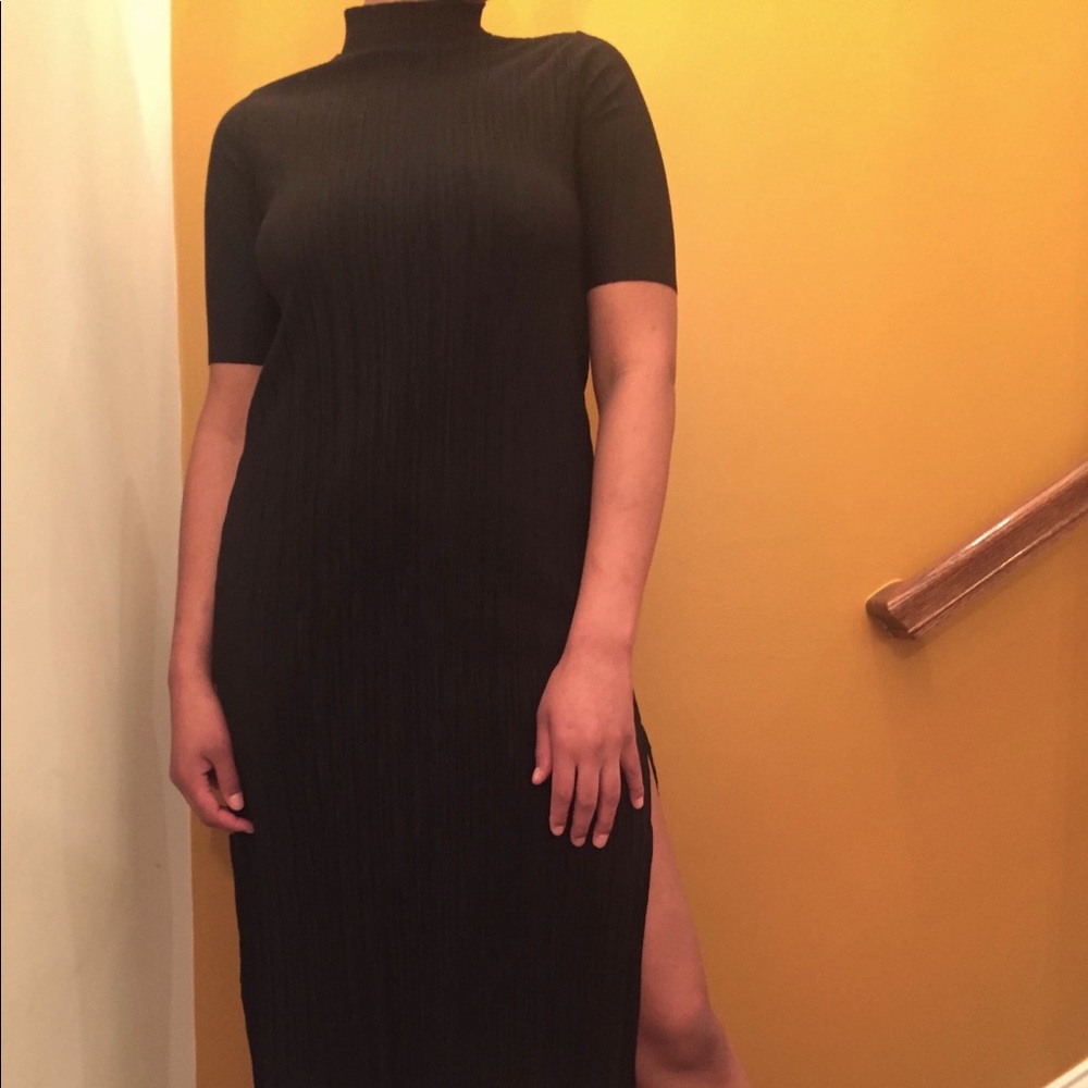 ZARA W&B - ribbed dress w/ slits.